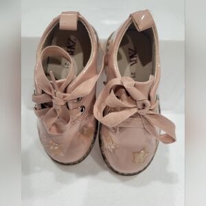 Zara Kids Blush Patent Learher Star Dress Shoes - SZ 21